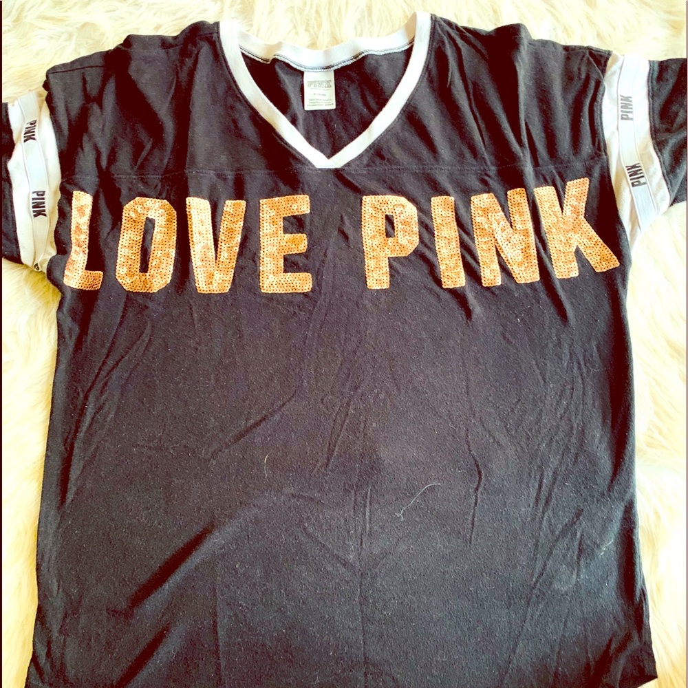 Pink V neck short sleeve